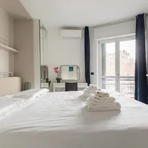 Largo Promessi Sposi - Moderno E Confortevole , Milano Italia