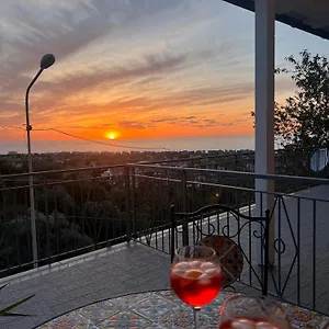 Casa Elena , Capo dʼOrlando Italia