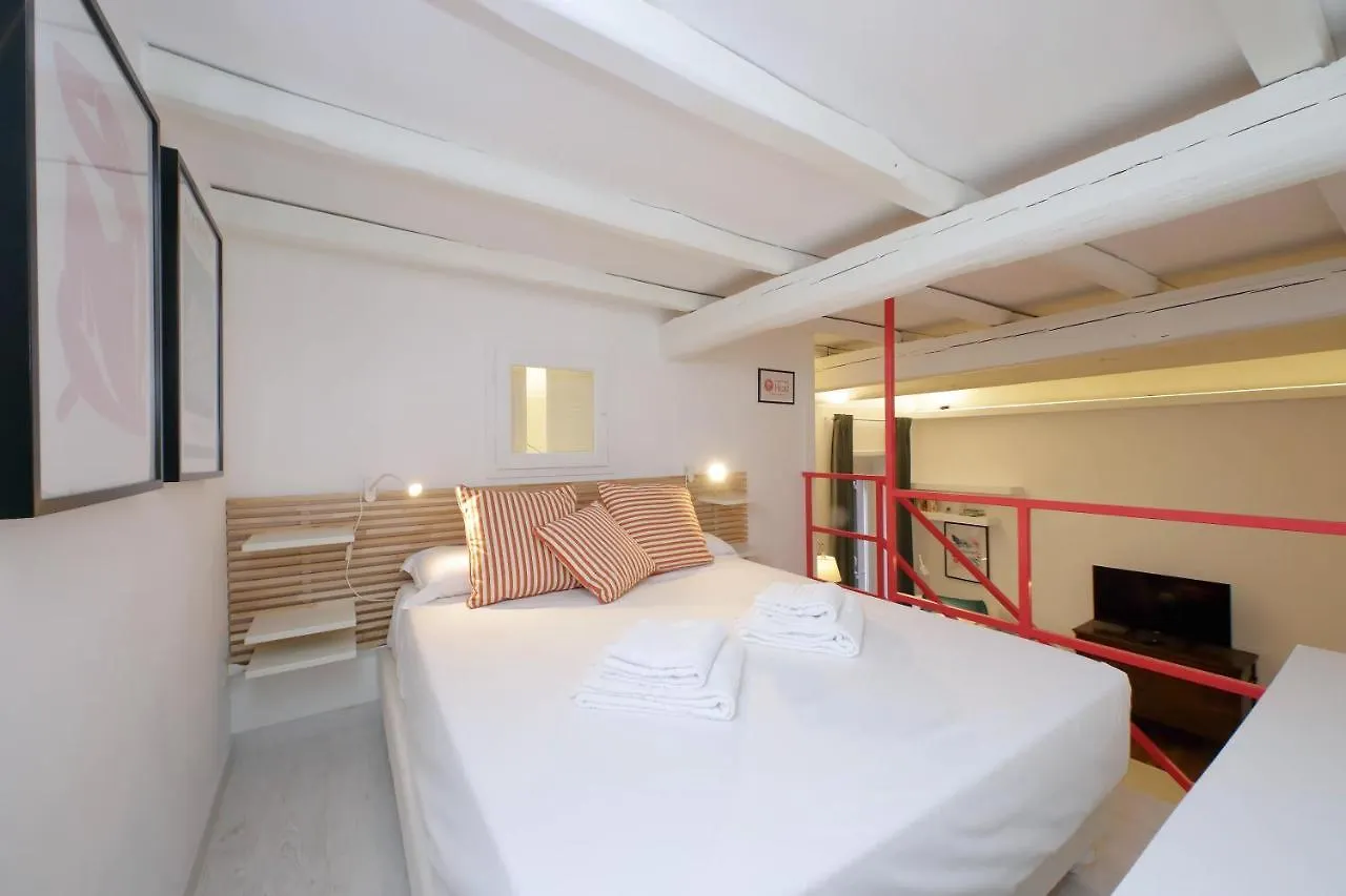 4Bnb - Serpenti Delightful Apartment Rom 0*,  Italien